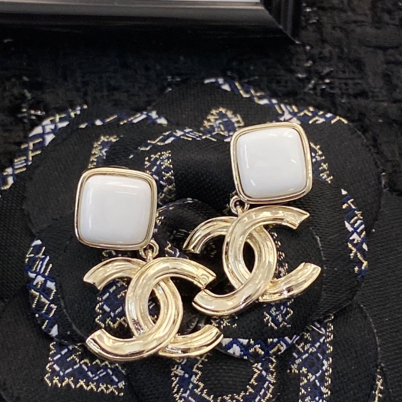 Ch**el earrings